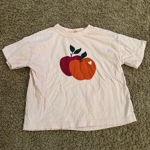 Hanna Andersson Pink T-Shirt with Apple Design
